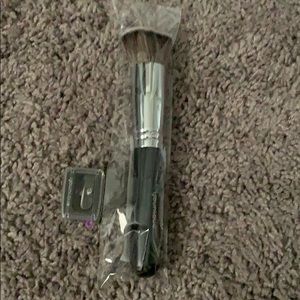 Younique kabuki brush and sharpener